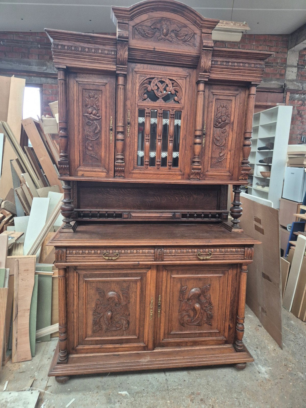 Antieke kast, Ophalen