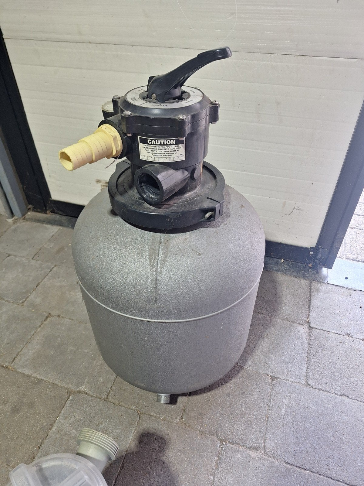 Zandfilter en pomp, Ophalen