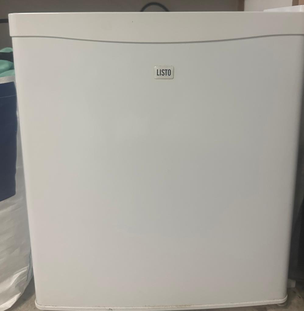 Petit frigo de la marque Listo, Electroménager, Réfrigérateurs & Frigos, Enlèvement, Comme neuf