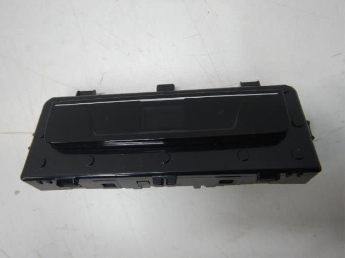 Climatronic Paneel Volkswagen Tiguan (22744964), Ophalen of Verzenden, Gebruikt