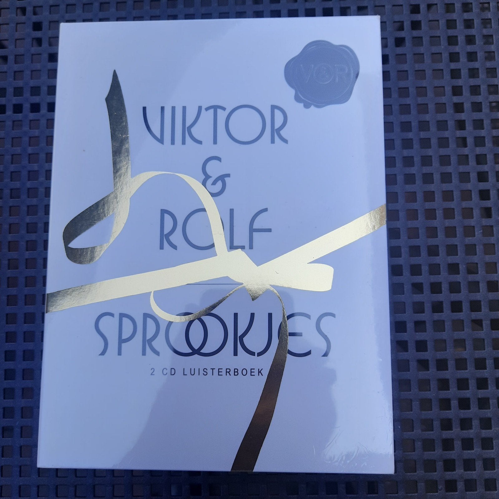 LUISTERBOEK : VIKTOR & ROLF - Sprookjes* SEALED*NIEUW*, Boeken, Ophalen, Viktor; Rolf, Nieuw, Nederland