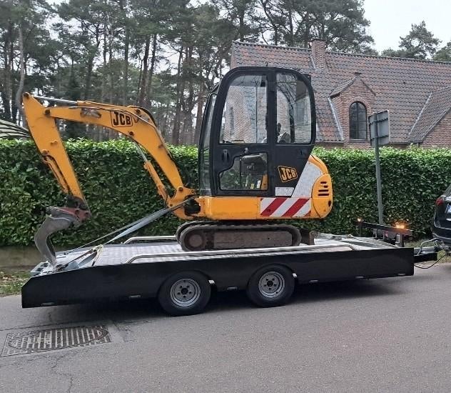 Unieke aanhangwagen autotransporter, Ophalen