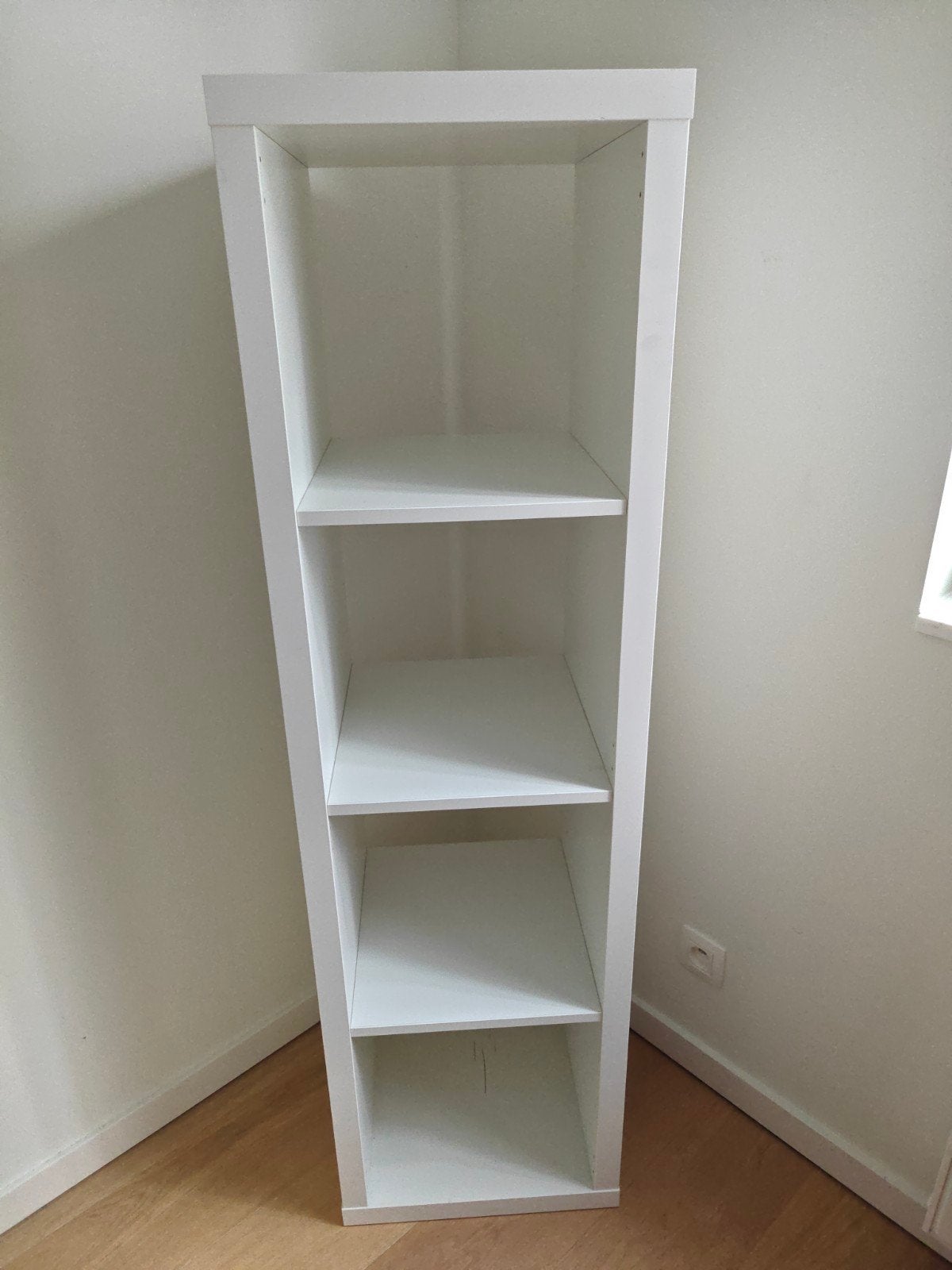 IKEA KALLAX
Plank, wit, 42x147 cm, Huis en Inrichting, Kasten | Boekenkasten, Ophalen, Gebruikt