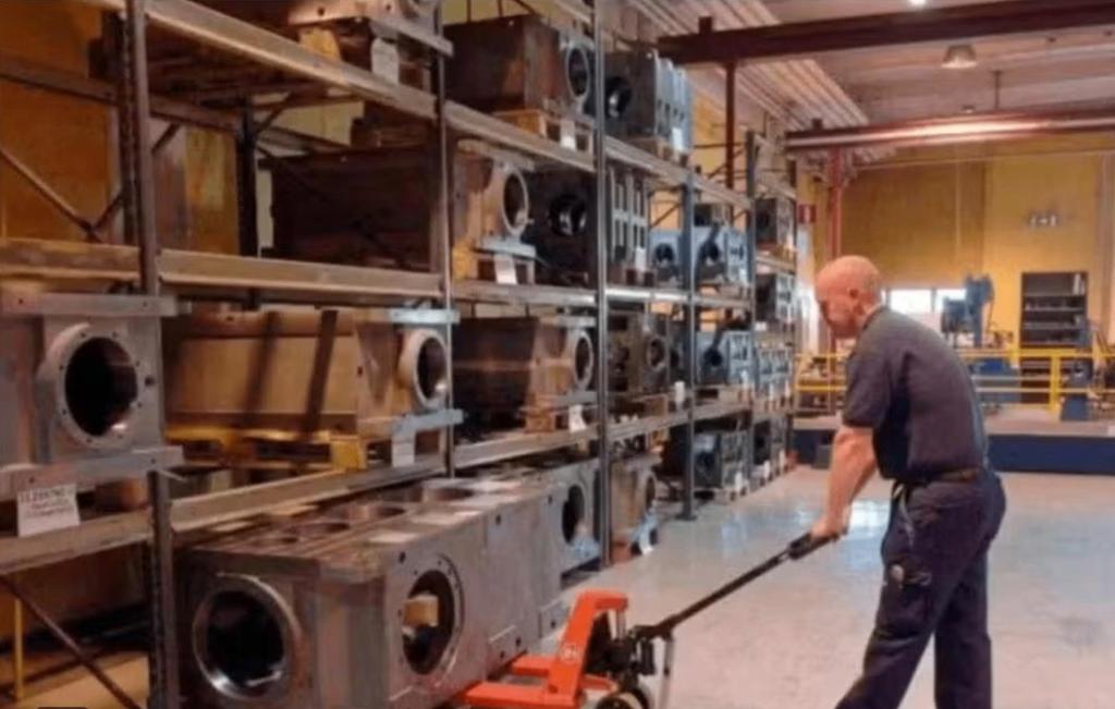 transpallet Toyota BT lifter - Hefvermogen 2300 kg, Doe-het-zelf en Bouw, Palletwagens en Pompwagens, Ophalen, Gebruikt