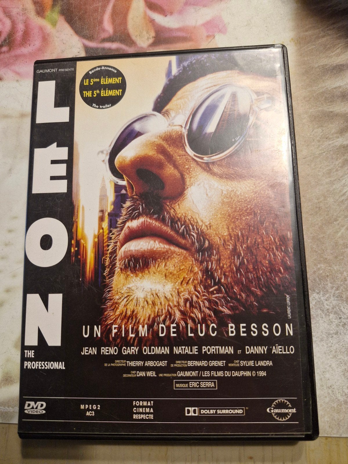 dvd leon en bone etat, CD & DVD, DVD | Sport & Fitness, Enlèvement ou Envoi, Comme neuf, Français