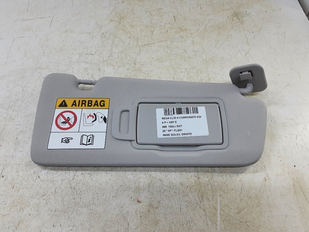 PARE-SOLEIL DROIT Renault Clio V (RJAB) (01-2019/-), Renault, Utilisé, Peter-Huppertz-Straße 5
51063  Köln, DE, Dialog.deutschland@renault.de