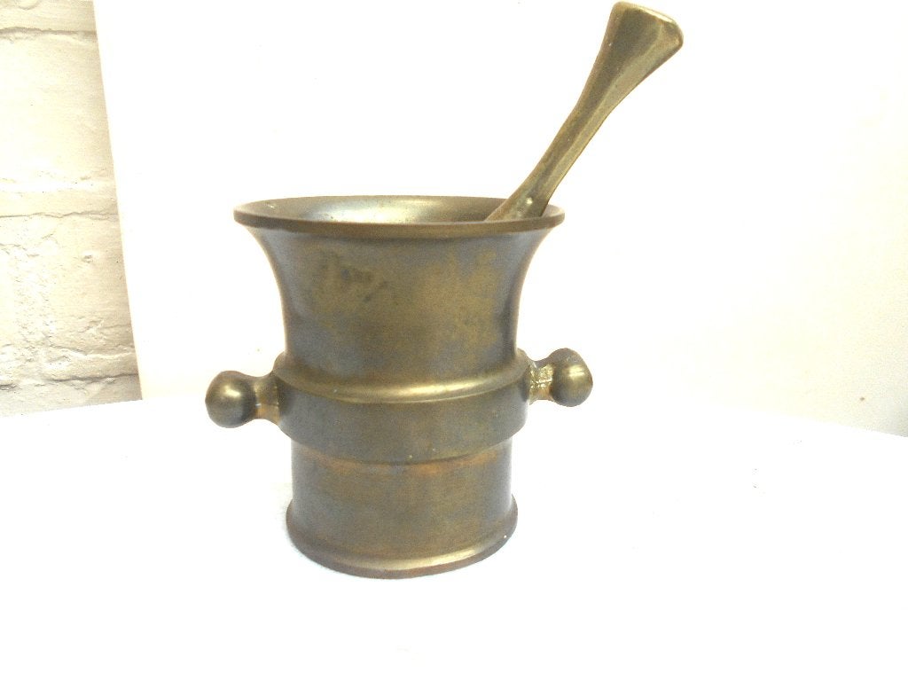 ancien mortier et pilon en laiton, Antiquités & Art, Enlèvement ou Envoi