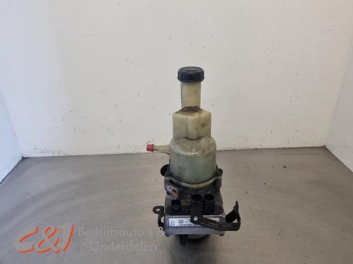 Pompe direction assistée d'un Citroen Jumpy, -, 3 mois de garantie, Utilisé, -