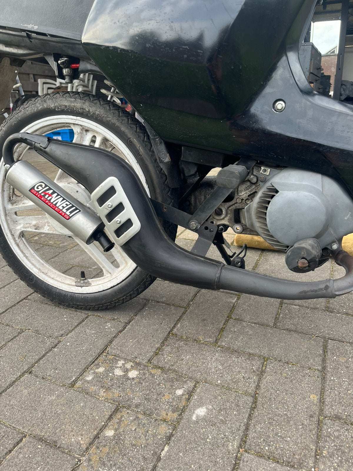 Gianeli uitlaat nieuwstaat, Ophalen, Zo goed als nieuw, Uitlaat