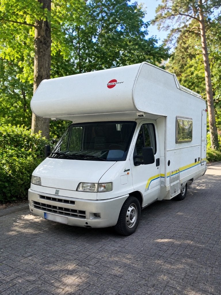 Bürstner A530 mobilhome - compact, verzorgd en reisklaar, Caravans en Kamperen, Mobilhomes, Particulier, tot en met 4, Alkoof