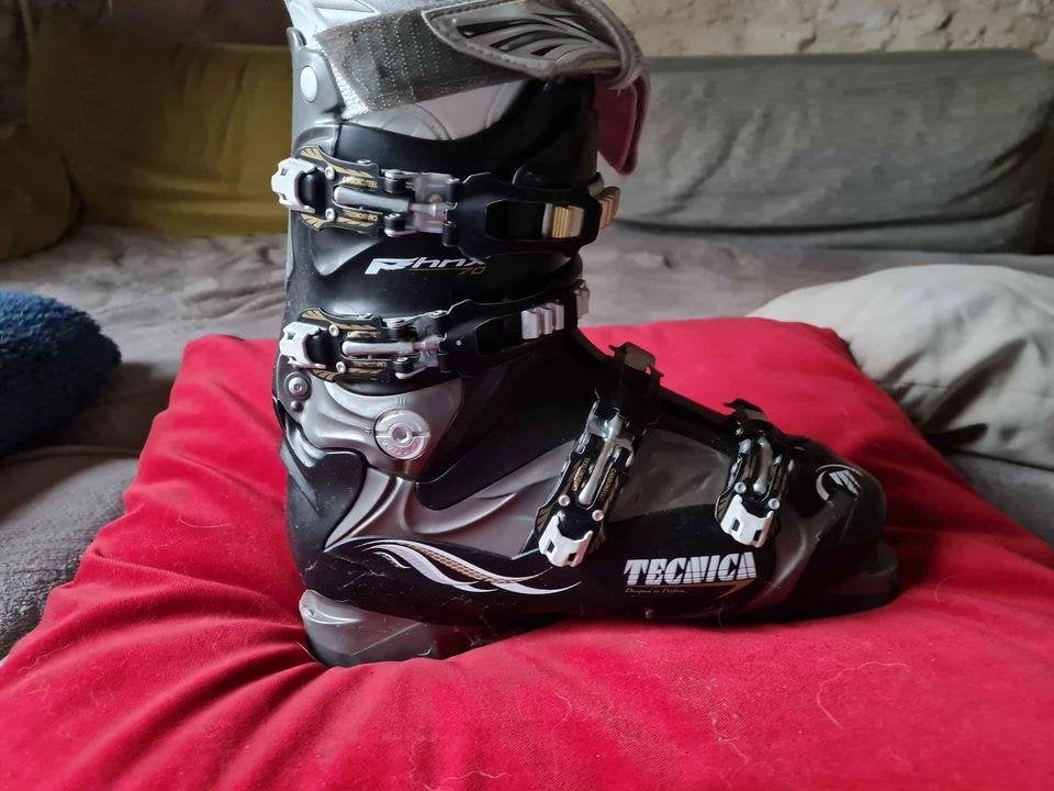 Chaussures de ski pour femmes de la marque Tecnica, Sports & Fitness, Autres marques, Enlèvement, Utilisé, Chaussures