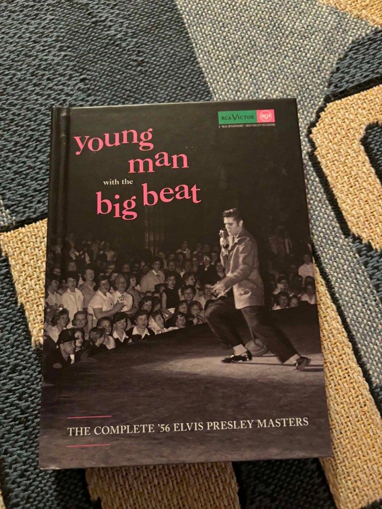 Elvis 5cd box, Young man with the big beat, slechts 25 euro,, Cd's en Dvd's, Ophalen of Verzenden, Zo goed als nieuw, Rock-'n-Roll