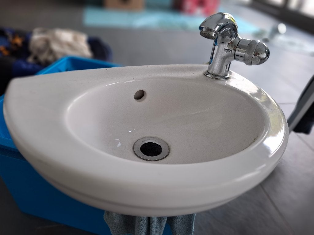 Handenwasser met kraan, Huis en Inrichting, Ophalen