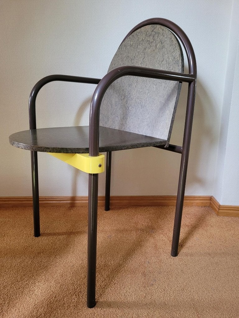 Designstoel "REGENT" voor Memphis Milano, Ophalen, Object, Grijs, Gesigneerd