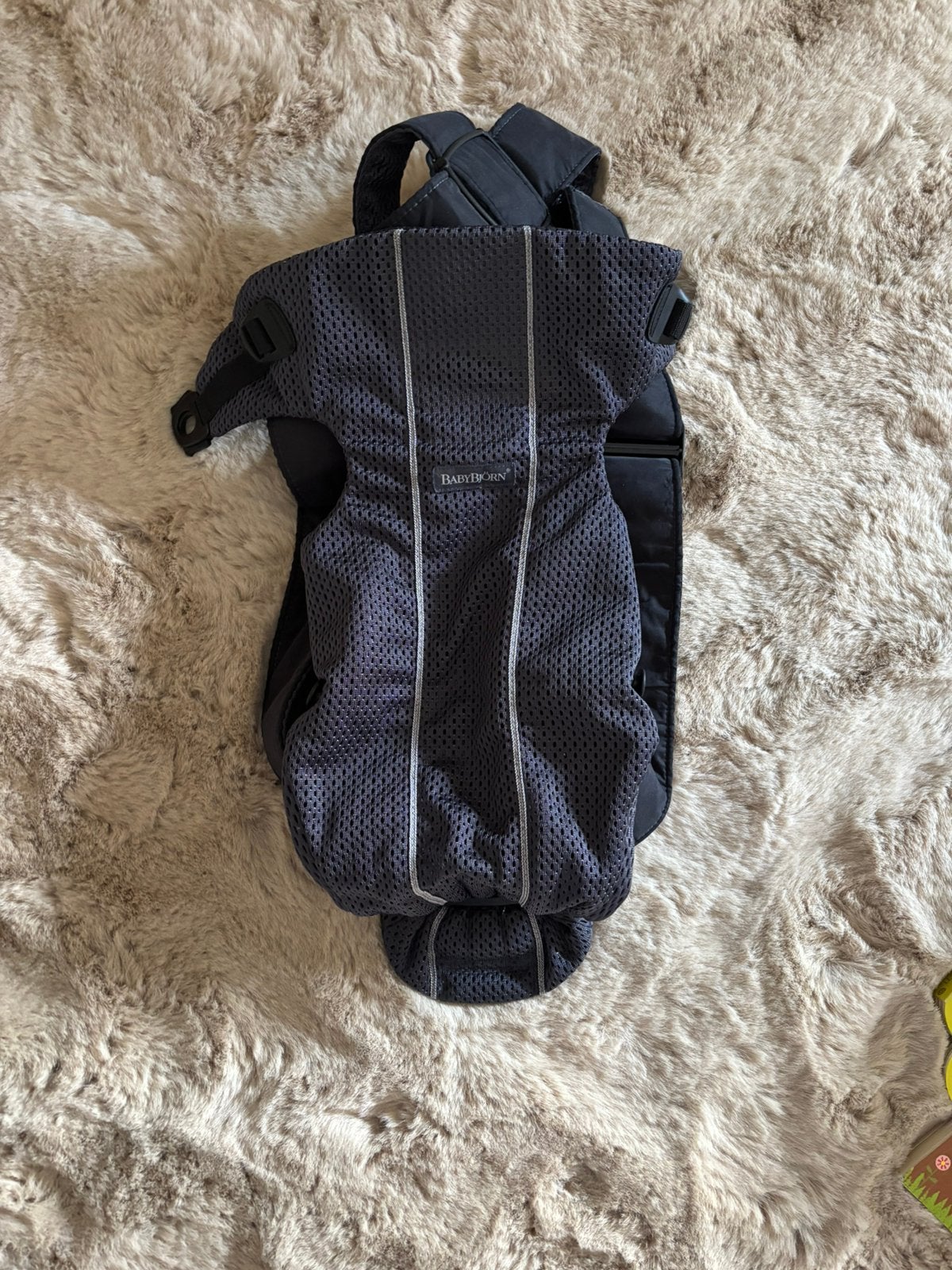 Porte-bébé babybjorn en parfait état, Enfants & Bébés, Enlèvement, Comme neuf, Porte-bébé