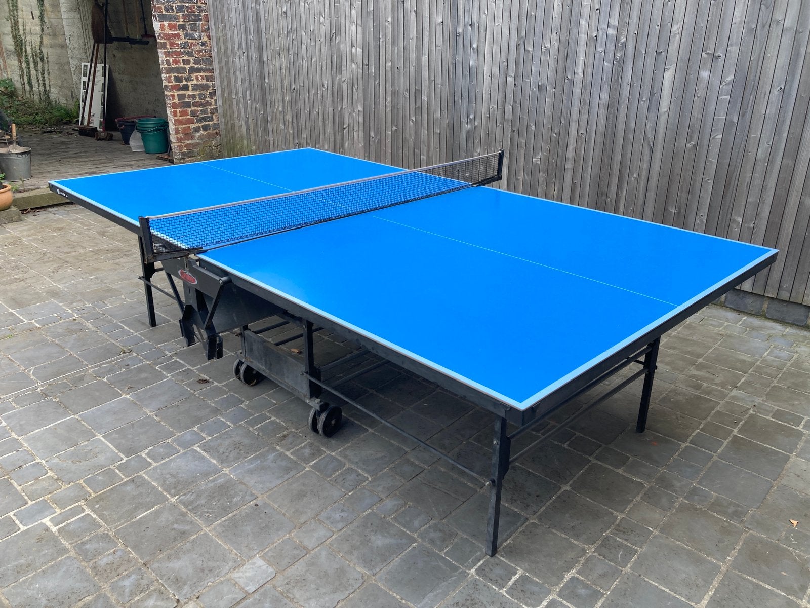 Pingpongtafel in prima staat, Sport en Fitness, Ophalen, Gebruikt, Tafel Outdoor, Inklapbaar