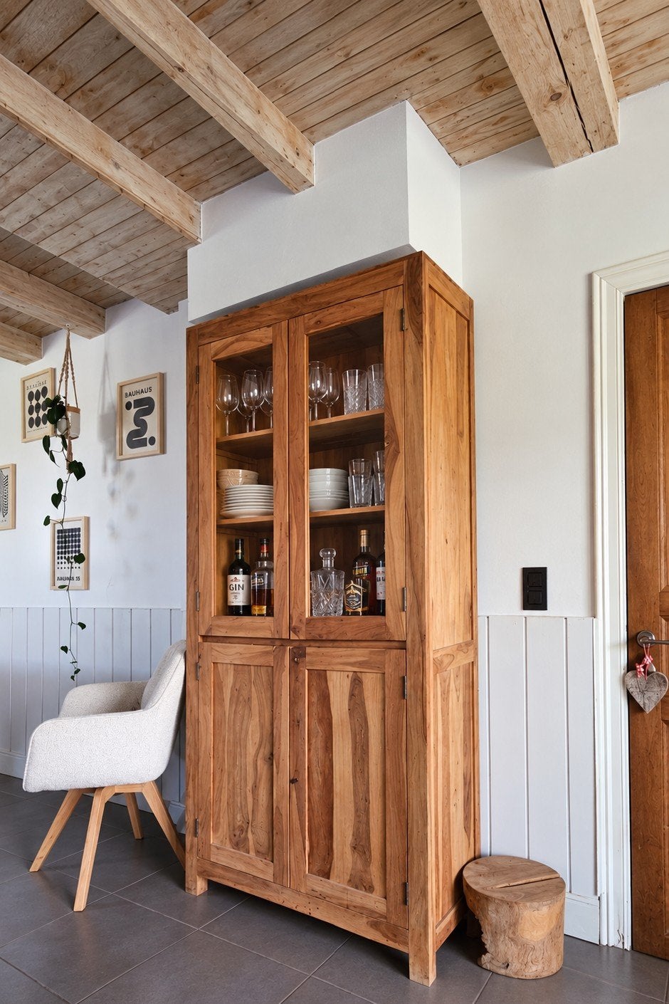 ARMOIRE VITRINE EN BOIS MASSIF – TRÈS BELLE PIÈCE, Enlèvement, Comme neuf