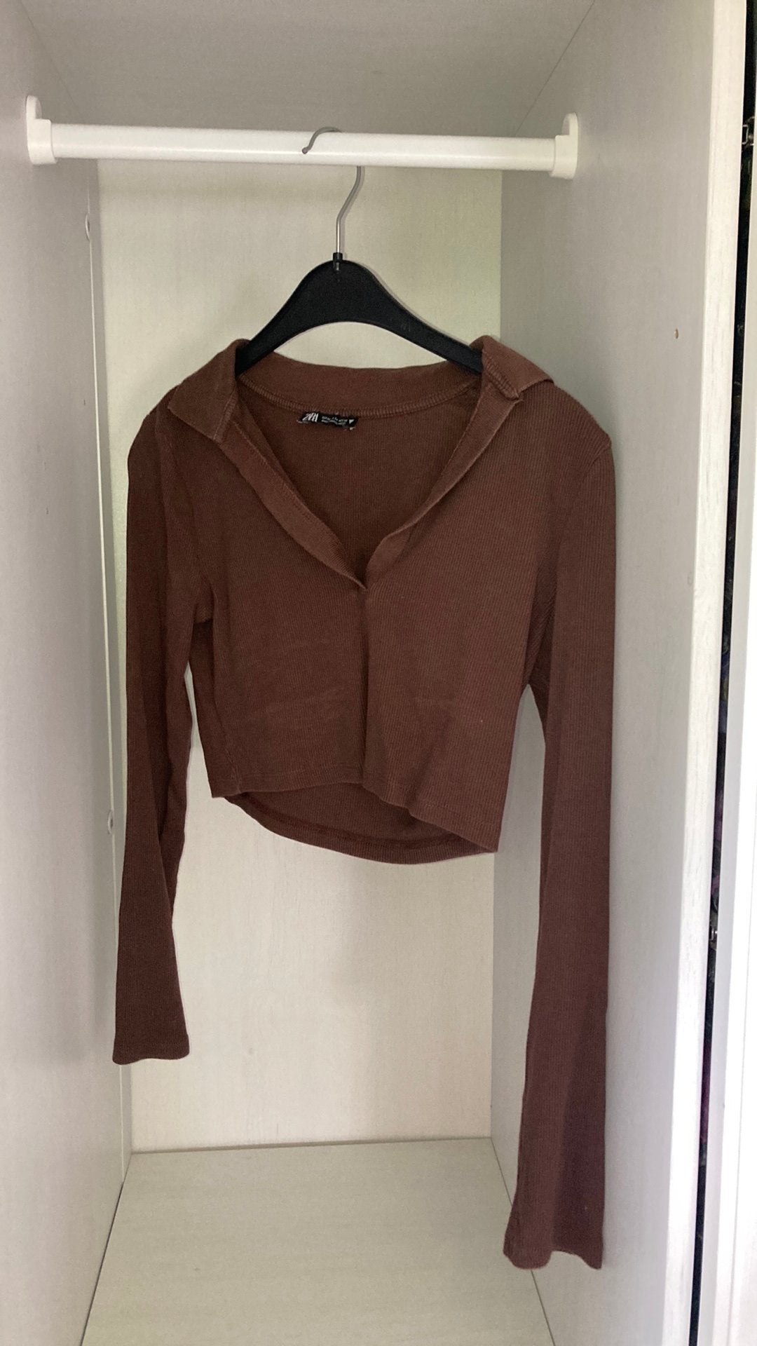Bruine blouse van Zara, Kleding | Dames, Topjes, Maat 38/40 (M), Bruin, Ophalen of Verzenden, Zo goed als nieuw