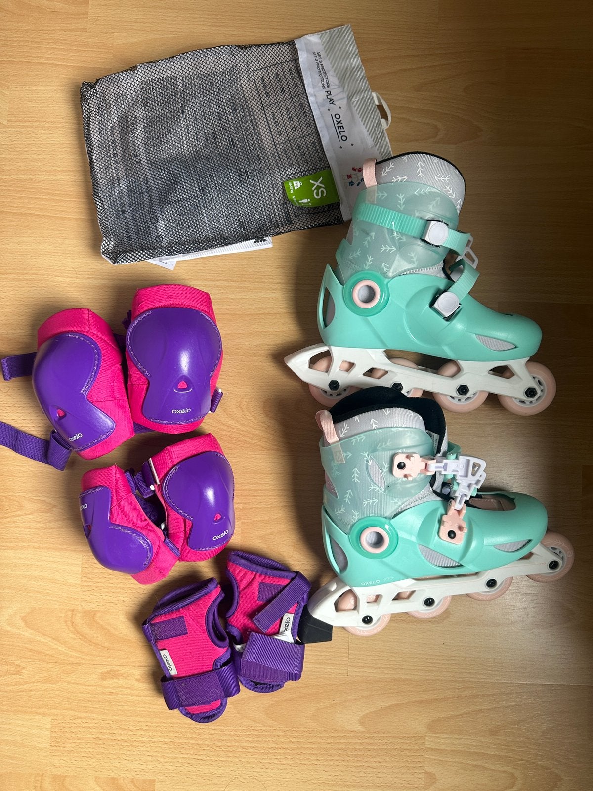 Skates voor kinderen PLAY5 mintgroen+ Set 3x2 beschermers, Kinderen en Baby's, Speelgoed | Buiten | Rolschaatsen, Ophalen, Zo goed als nieuw