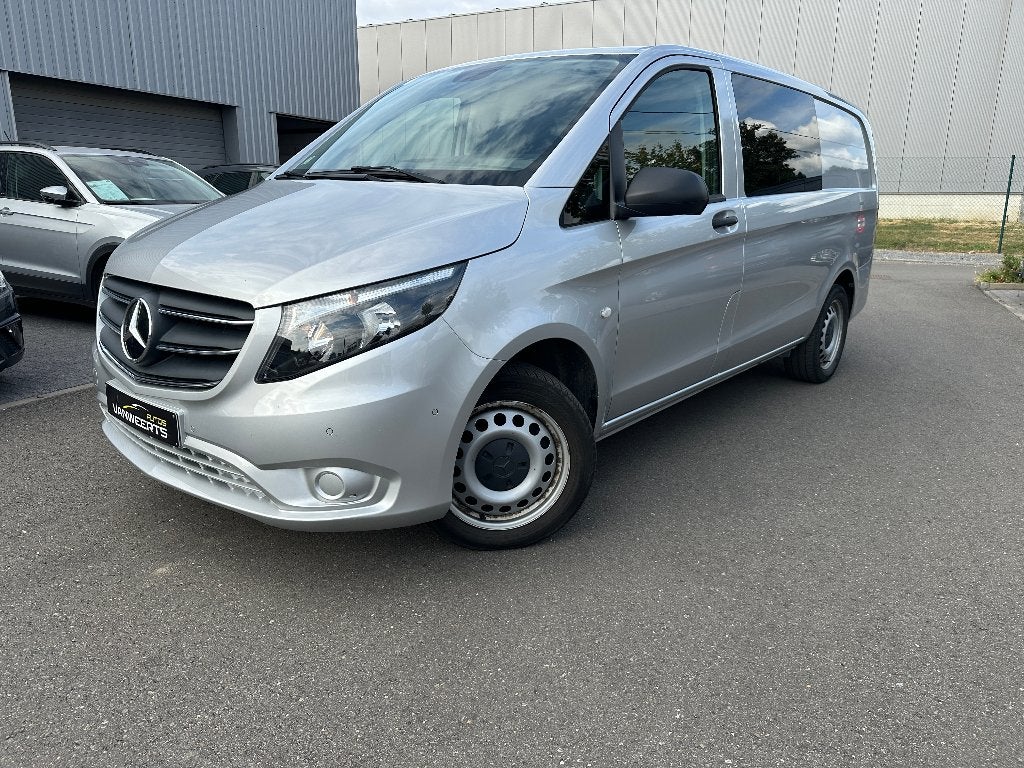 Mercedes Vito, 2.0 diesel AUTOMAAT, dubbel cabine/lichte vr., 4 deurs, Stof, Euro 6, https://public.car-pass.be/vhr/7f6642a3-583f-46ba-b0f9-c1f7f6c7de3b