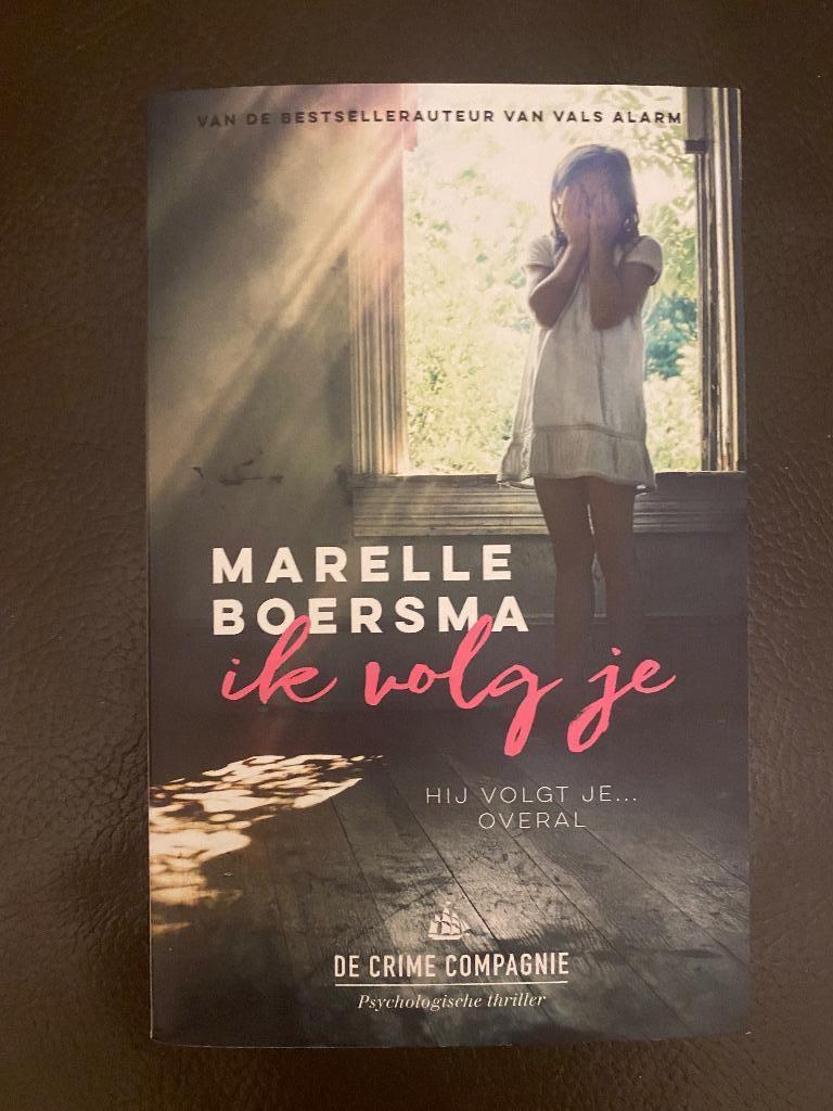 Boek, thriller, ik volg je, Boeken, Ophalen of Verzenden, Zo goed als nieuw, Marelle Boersma