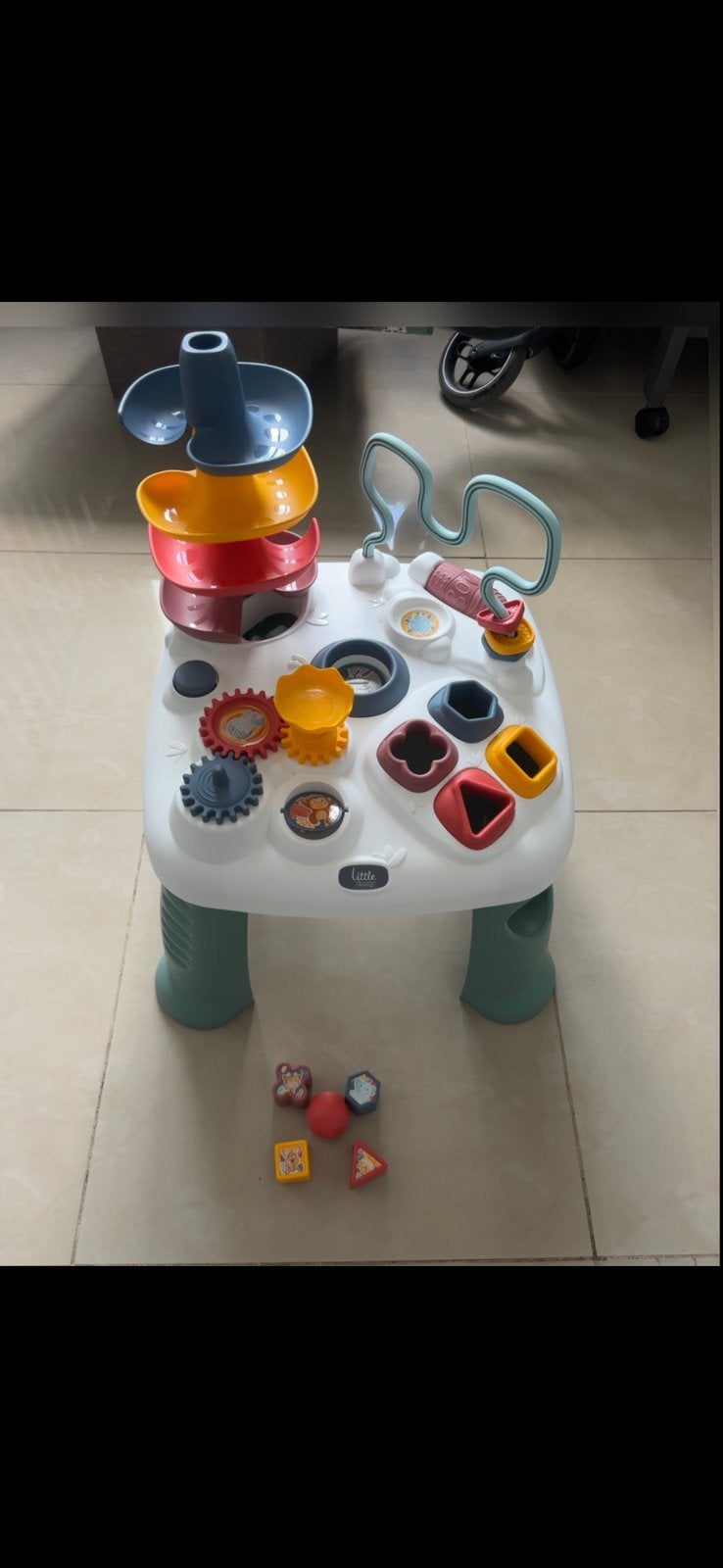 Table d’activités Little Smoby – Complète – Très bon état, Enfants & Bébés, Enlèvement, Comme neuf