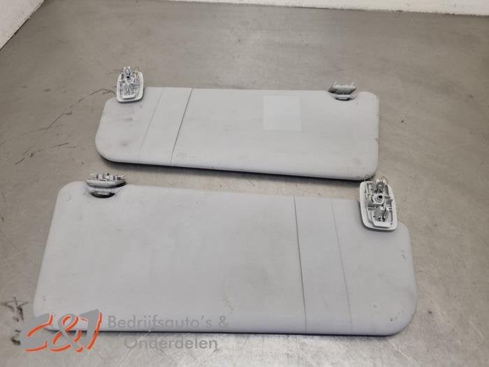 Zonneklep set van een Opel Combo, Gebruikt, -, -, Opel