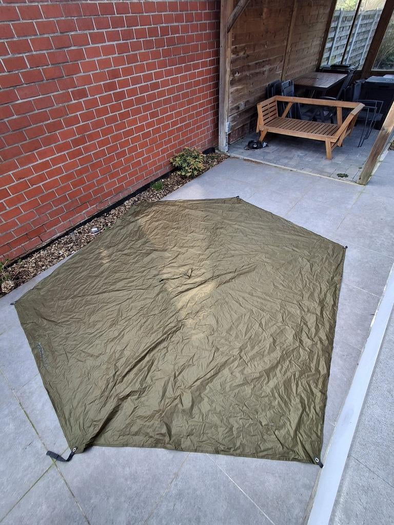 Tarp hexagon, Enlèvement ou Envoi