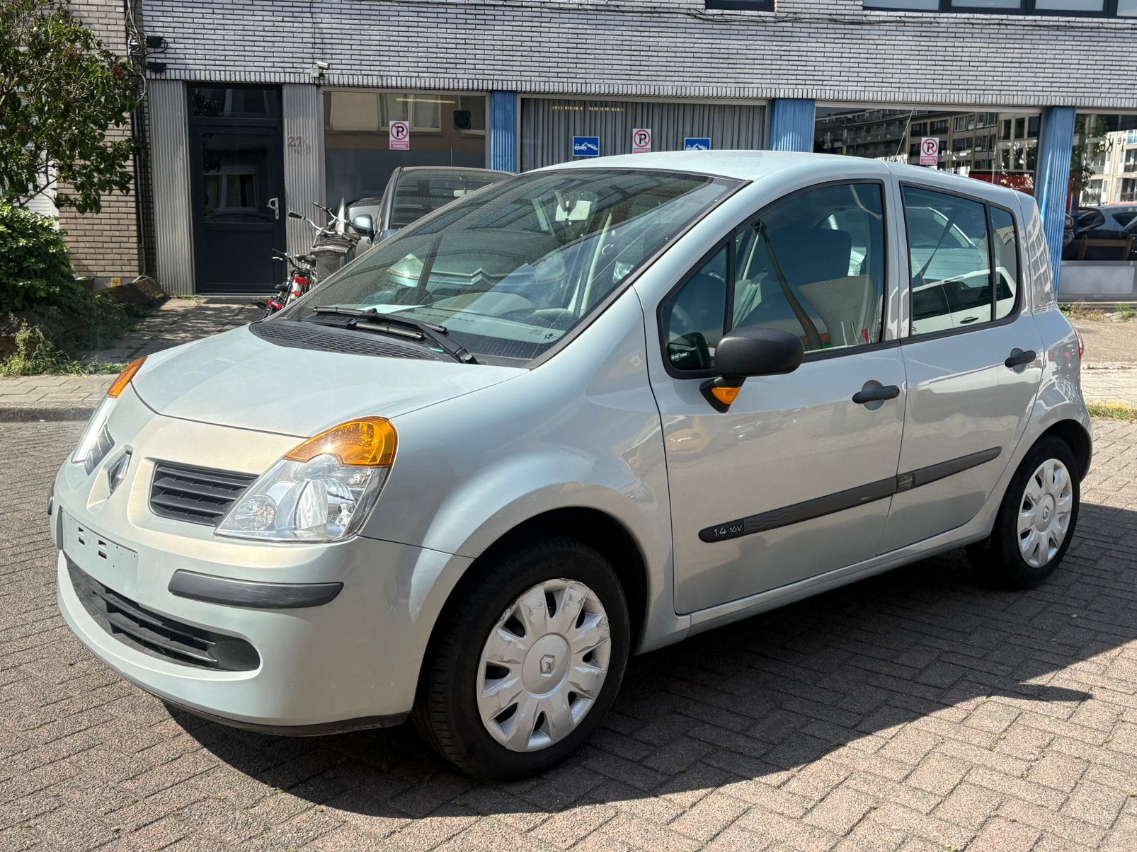 Renault Modus 1.4 Benzine 54.000 km 1 ste eigenaar airco, 4 cilinders, 72 kW, Bedrijf, Euro 4