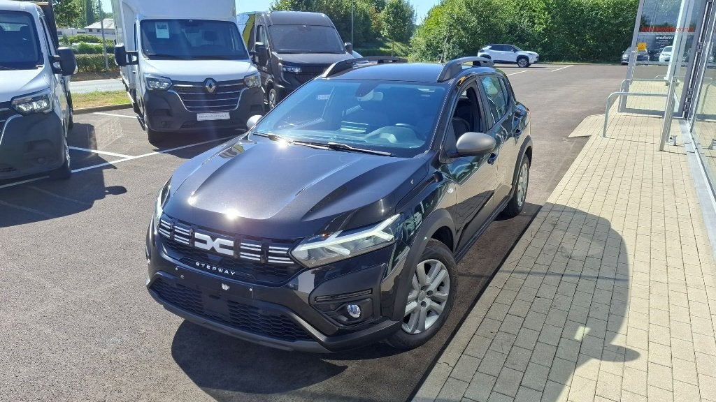 Dacia Stepway TCe 90, airco, GPS, sensor V+A, dodehoekw, Auto's, Dacia, Voorwielaandrijving, Dealer onderhouden, Stof, USB