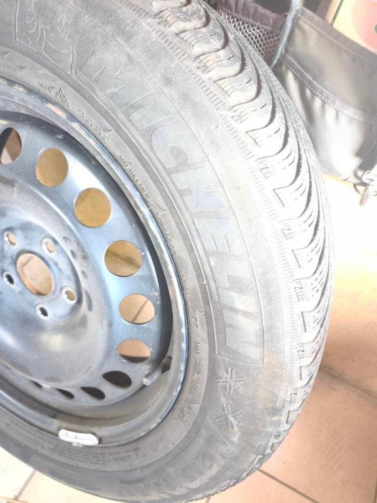 Pneus Michelin hiver, Ophalen