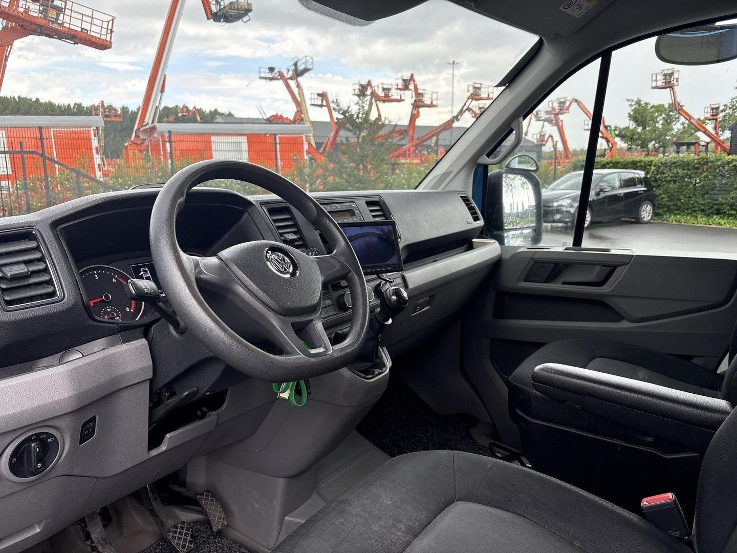 Volkswagen Crafter 35 2.0 TDI L4H3 | € 7.450,- NETTO! | Euro, Bedrijf, ABS, Te koop, 276 g/km