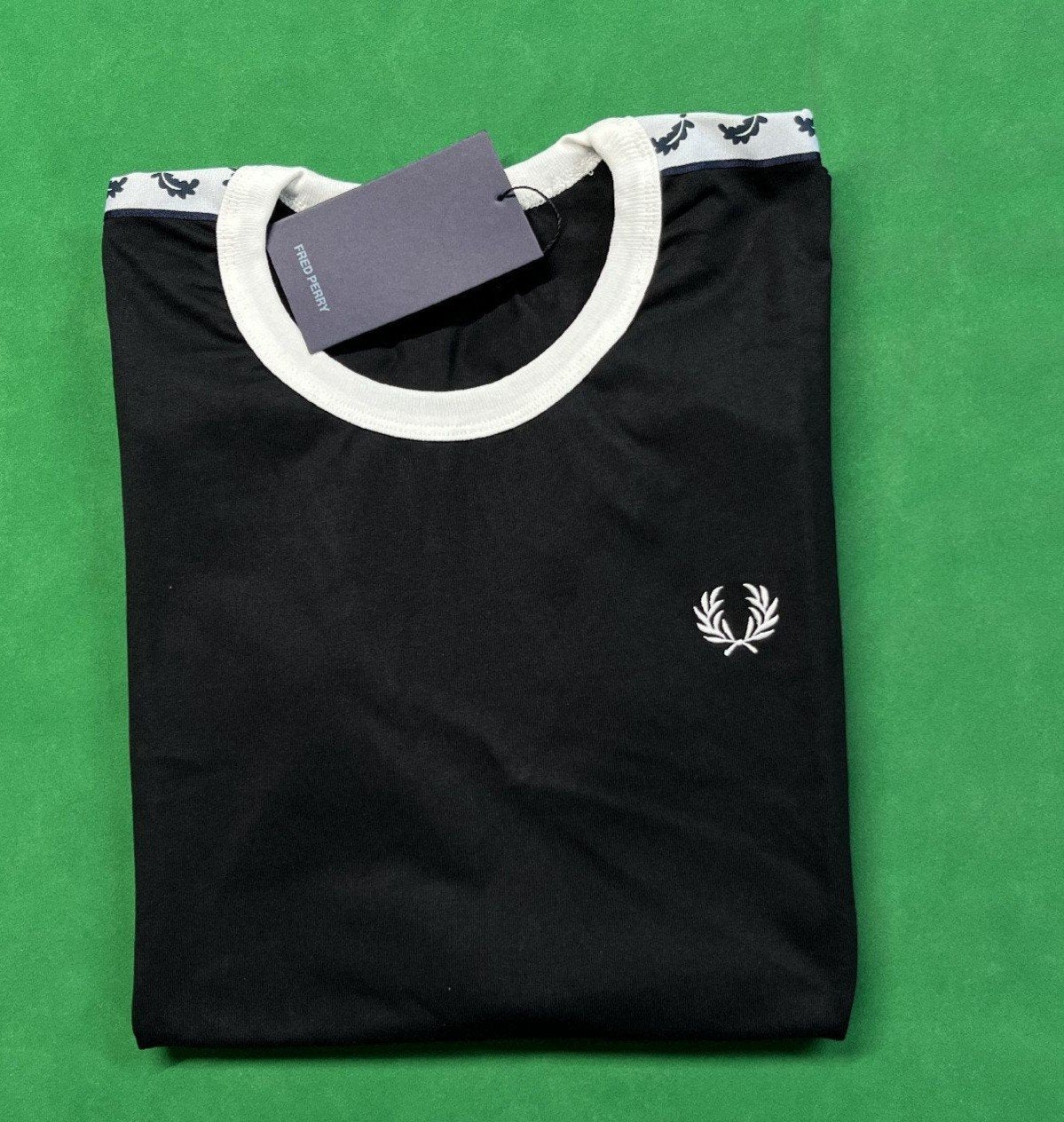 T shirt Fred Perry taille M, Vêtements | Hommes, Vêtements de sport
