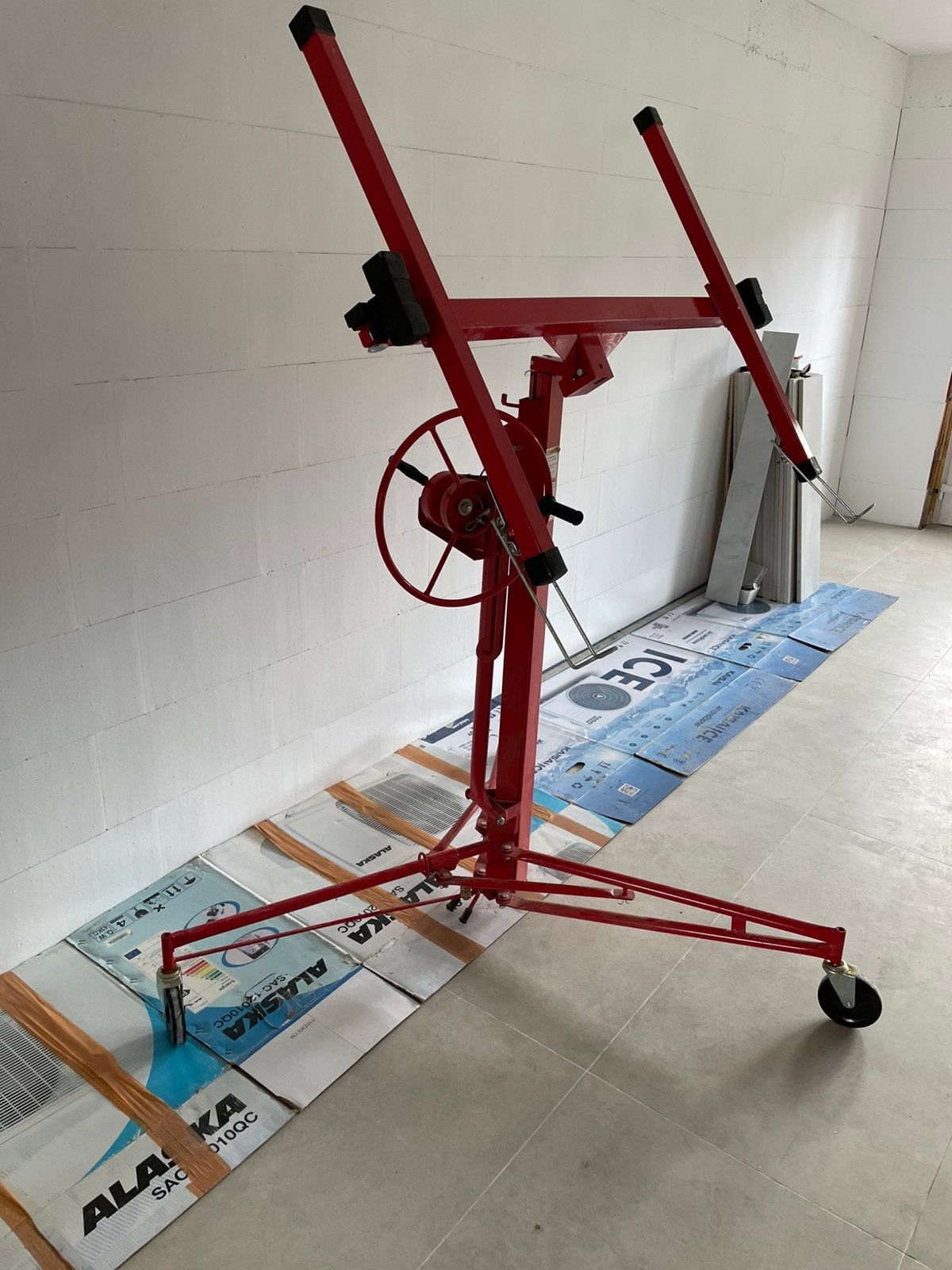 Gyproc lift, Bricolage & Construction, Monte-charges, Enlèvement, Comme neuf
