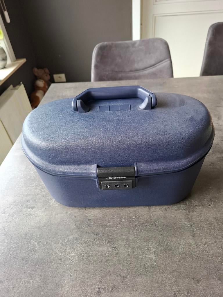 Beautycase Royal Traveller, Enlèvement ou Envoi, Avec serrure, Comme neuf, Rigide
