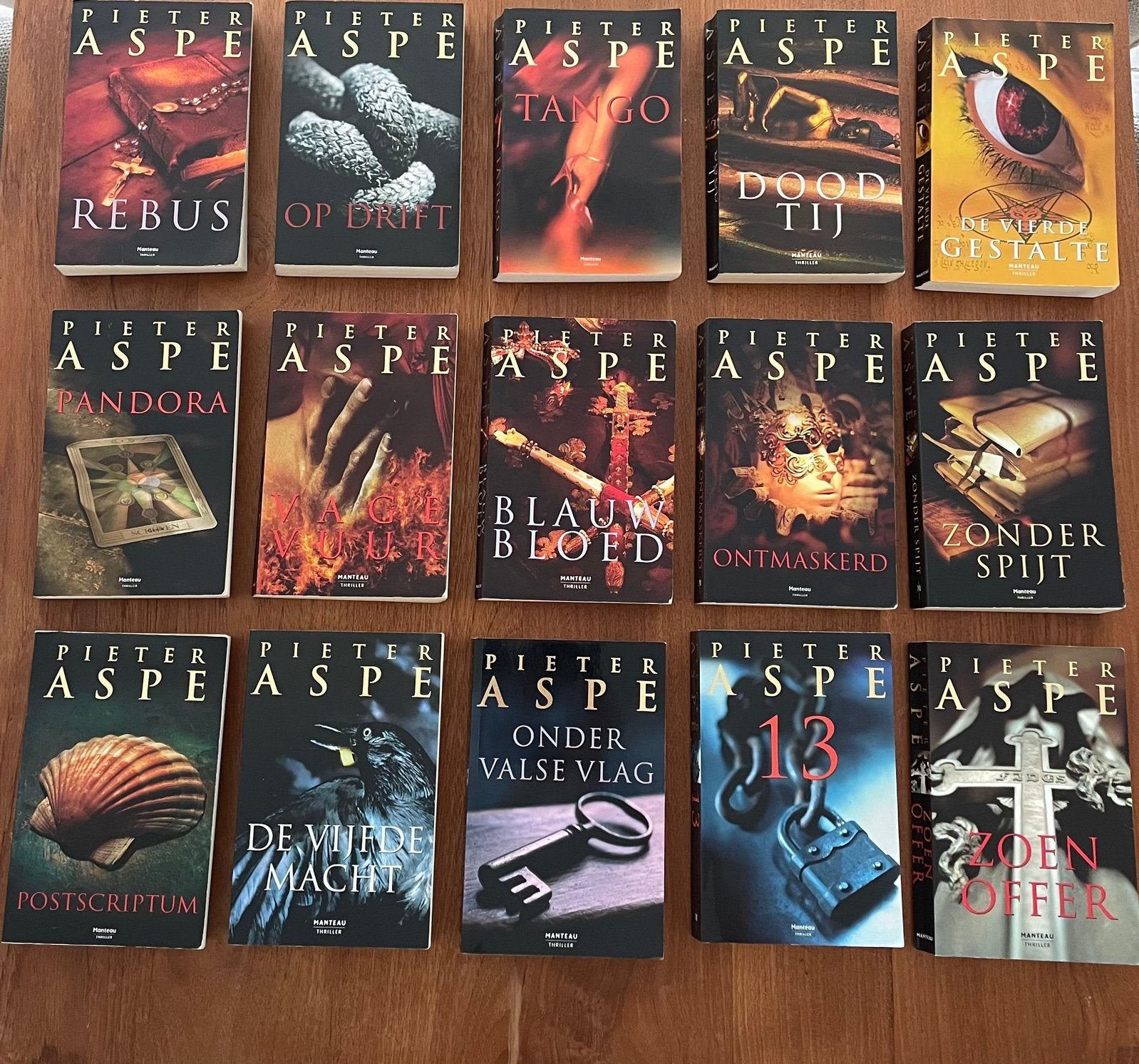 grande collection de thrillers de Pieter Aspe, Enlèvement ou Envoi, Comme neuf, Belgique