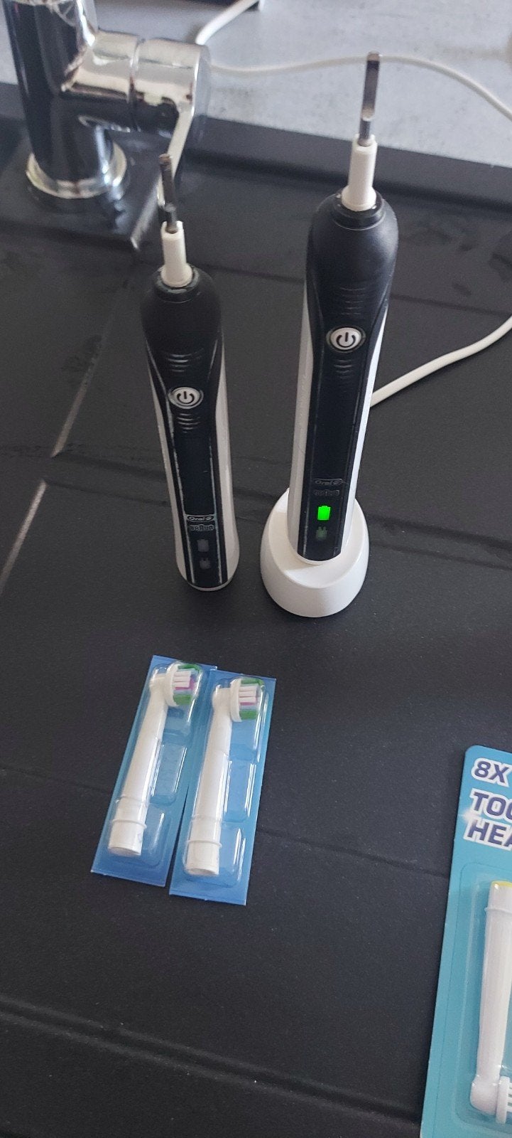 3 stuks Oral B elektrische tandenborstels, Electroménager, Équipement de Soins personnels, Enlèvement ou Envoi