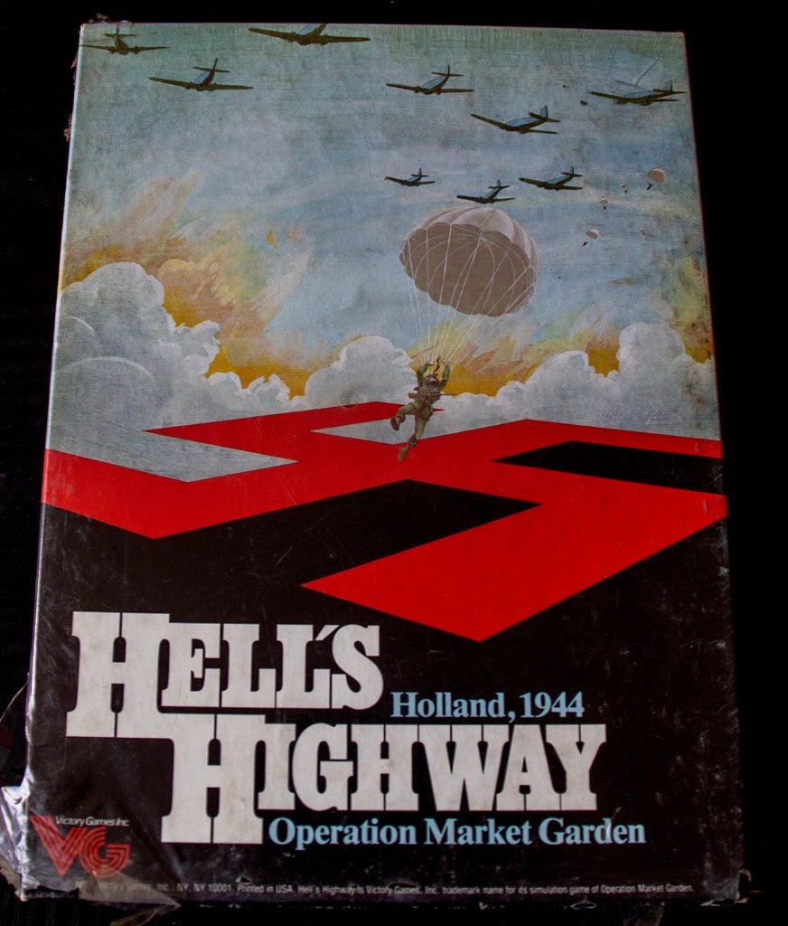 Hell'sHighway, Holland'44-Op.Market Garden VictoryGames'92, Hobby en Vrije tijd, Ophalen of Verzenden, Zo goed als nieuw, Historisch