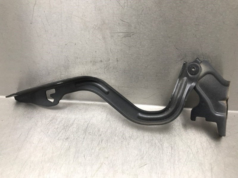 CHARNIERE DE CAPOT Suzuki Swift (ZA / ZC / ZD1 / 2/3/9), Utilisé, Suzuki