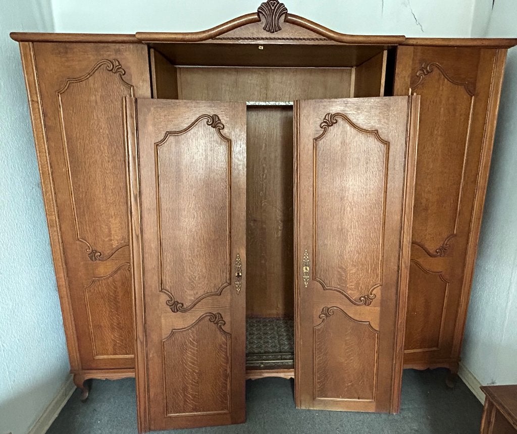 Grande penderie armoire 4 portes, Enlèvement, Utilisé, Autres matériaux, Avec espace de penderie