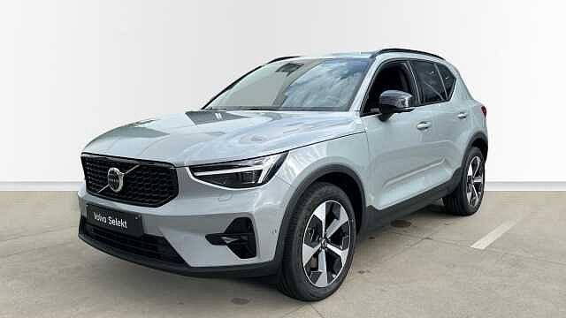 Volvo XC40 Plus, B3 Mild-Hybrid, Benzine, Dark, Argent ou Gris, Achat, Euro 6, Automatique