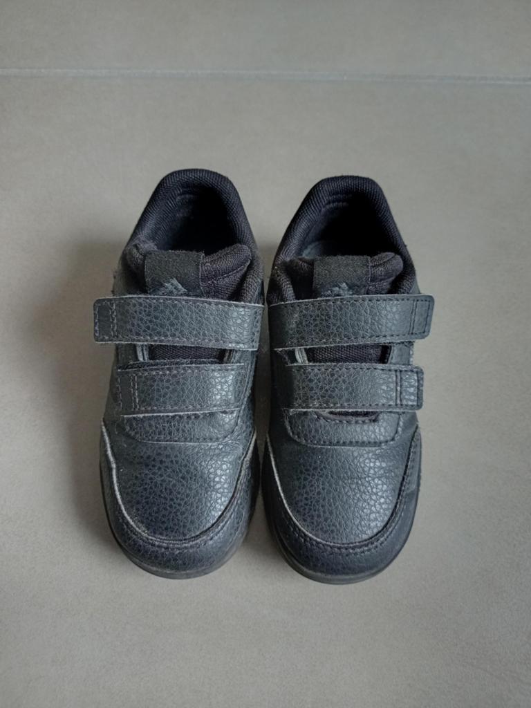 Zwarte sneakers Adidas maat 25,5., Kinderen en Baby's, Ophalen of Verzenden