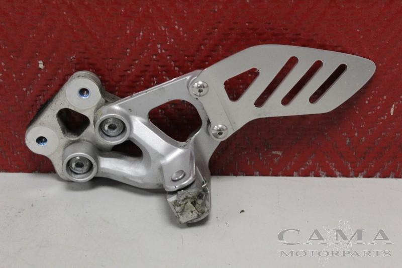 SCHETSPLAAT LINKS VOOR Suzuki, Dhr. S. di Majo, Gebruikt, Info@cama-motorparts.nl, P.J. Troelstraweg 8 8
3144 CX  MAASSLUIS, NL