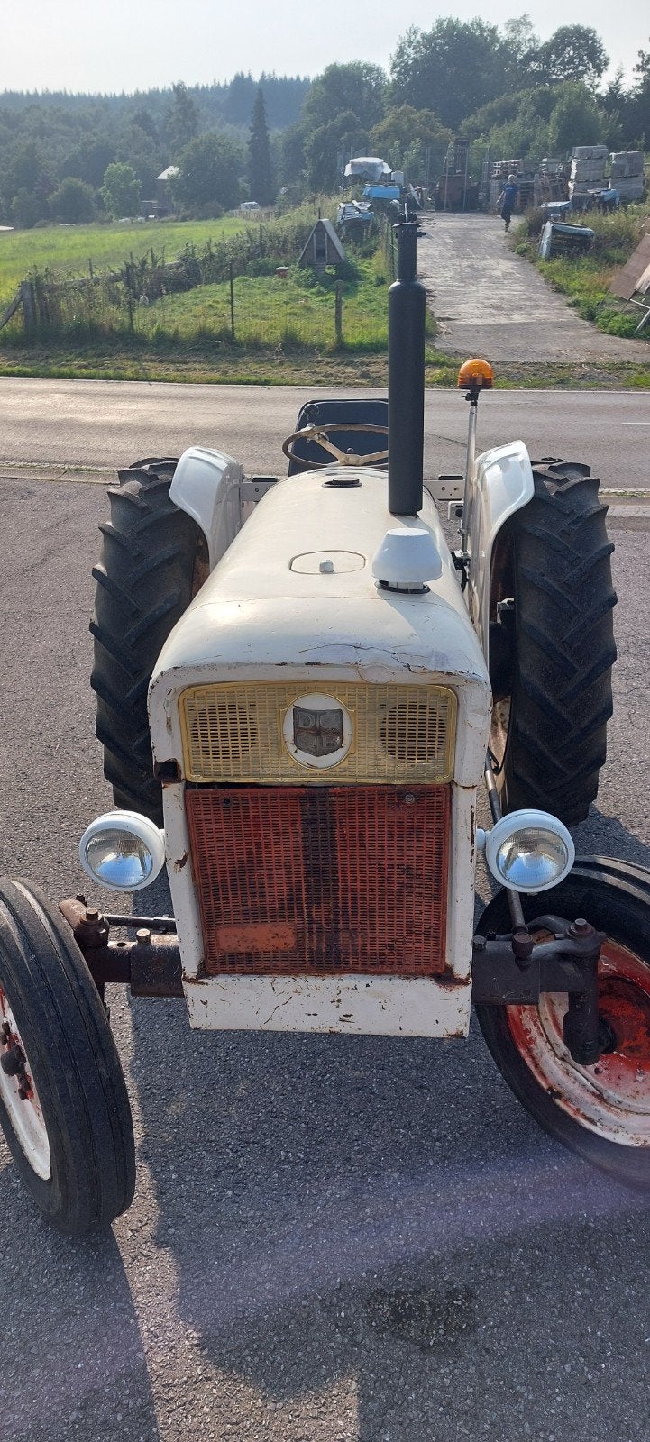 David brown 990, Zakelijke goederen, Ophalen