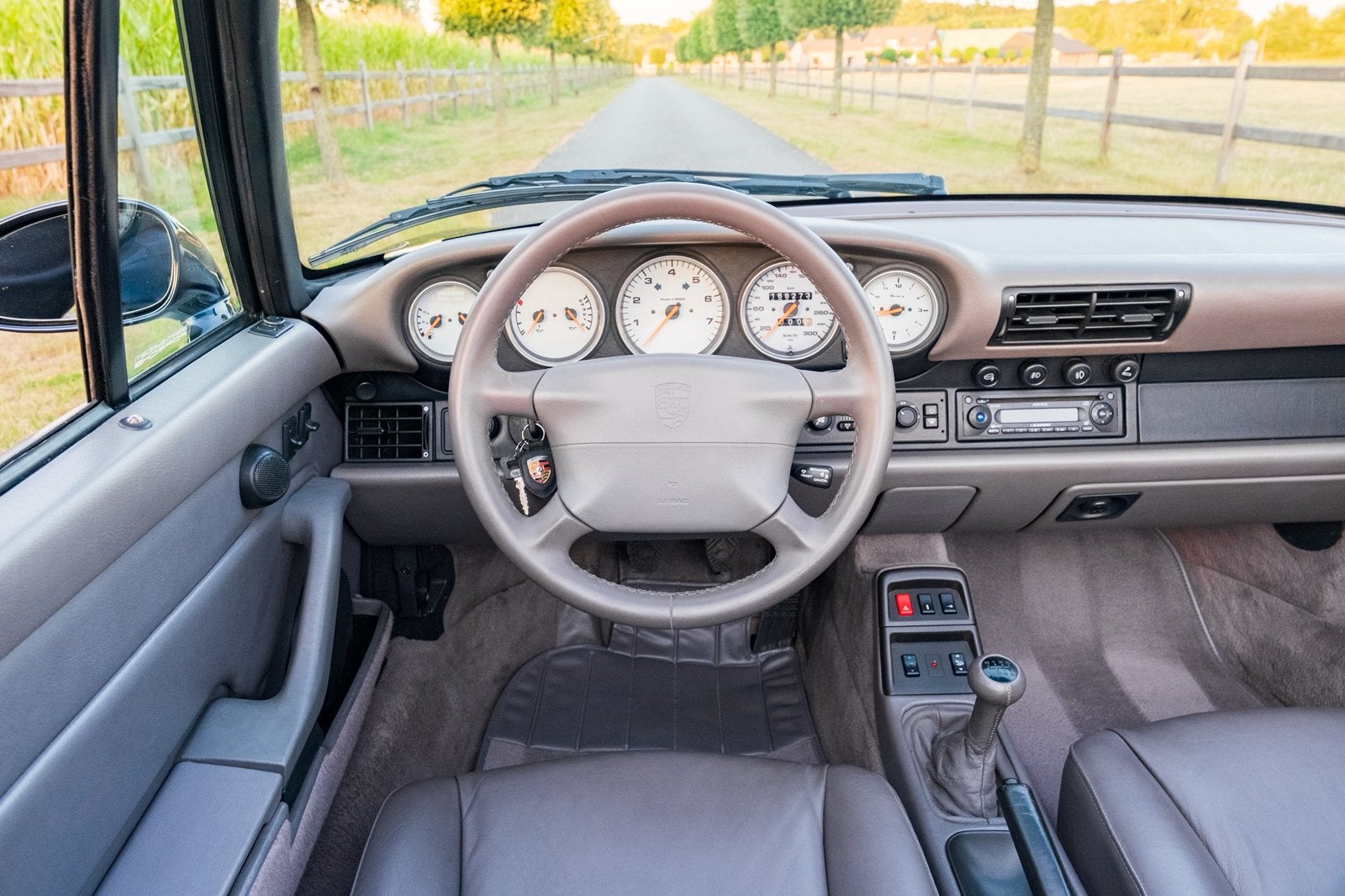 Porsche 911 Cabrio 993 - 1995, Auto's, Porsche, 4 zetels, Achterwielaandrijving, Cabriolet, Blauw