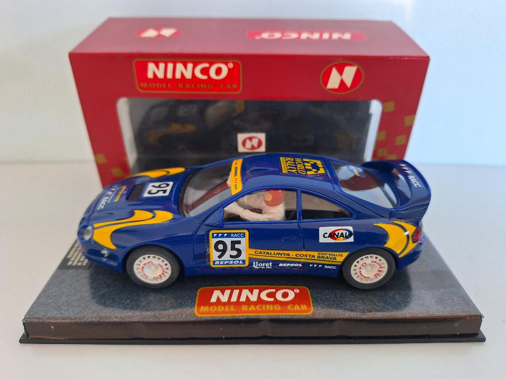 Ninco Toyota Celica GT-Four Rally Catalunya avec catalogue, Neuf, Autres marques, Électrique, Enlèvement ou Envoi