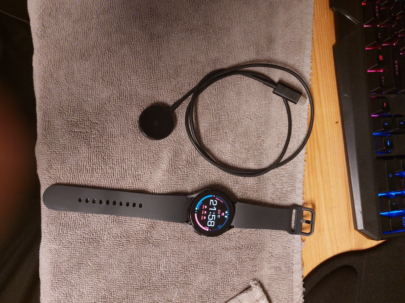 Samsung Galaxy Watch 5 – Zwart, Étanche, Enlèvement ou Envoi, Samsung galaxy watch 5, Comme neuf