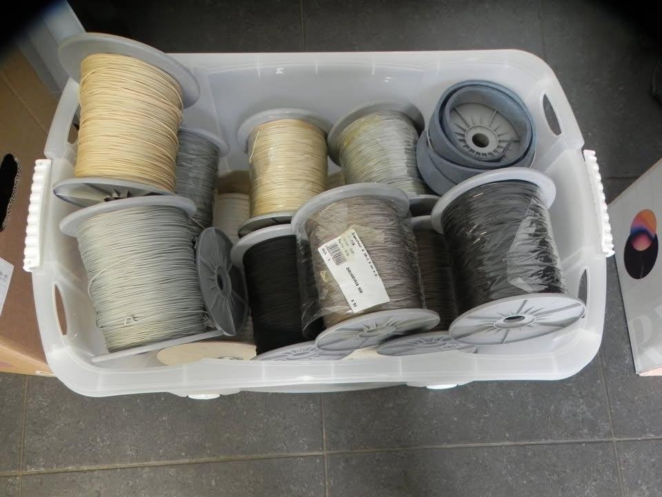 Garen Diverse kleuren voor leder te stikken, Hobby & Loisirs créatifs, Enlèvement, Neuf, Machine à coudre, Industrie