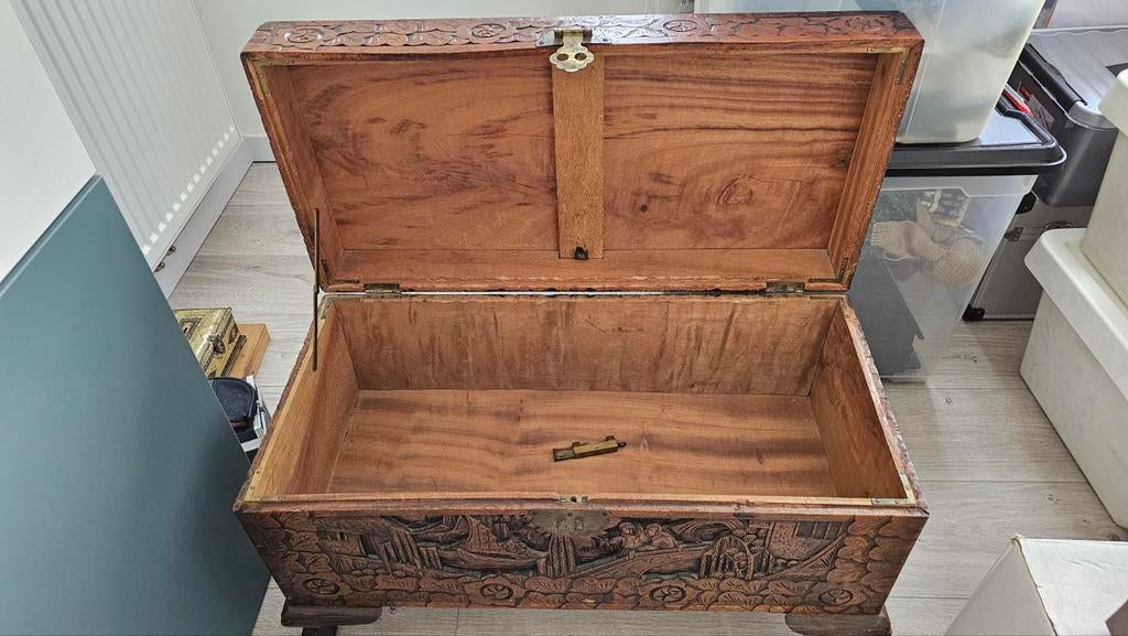 Houten kist L 73cm H 42cm, Ophalen