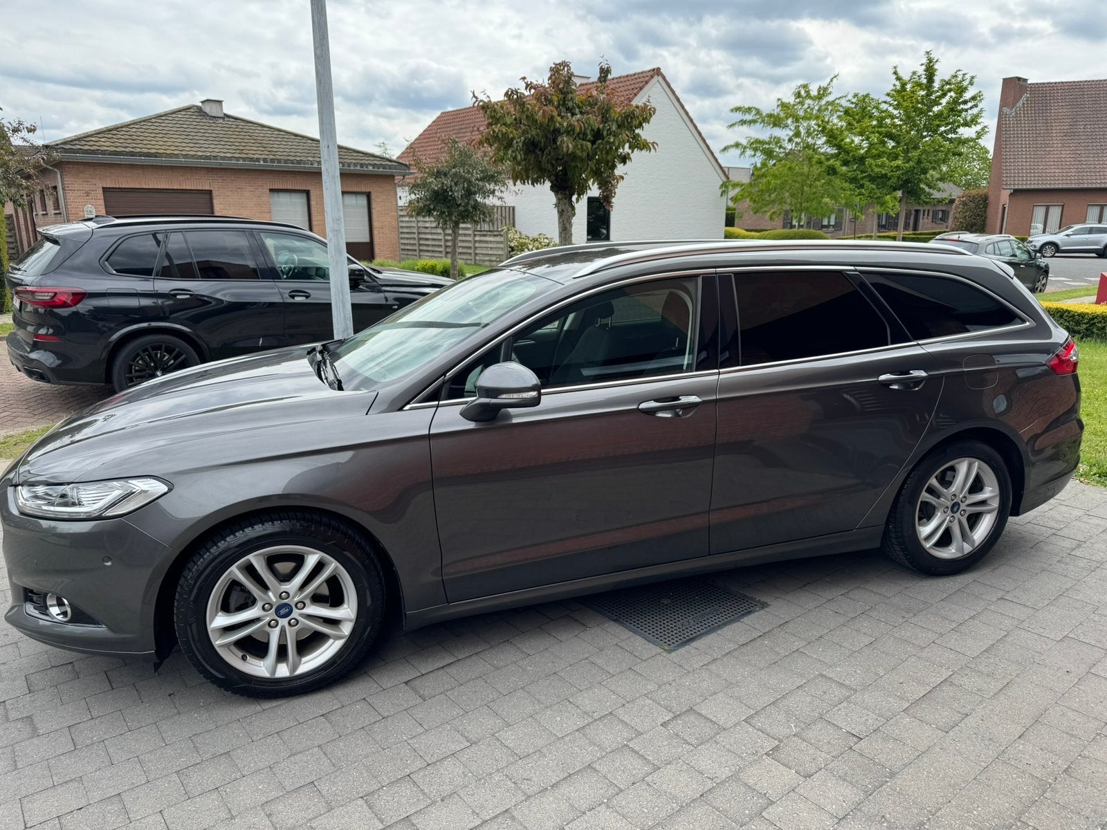 Ford Mondeo 1.5 benzine BTW-Wagen, Auto's, Voorwielaandrijving, Dealer onderhouden, Stof, 1498 cc